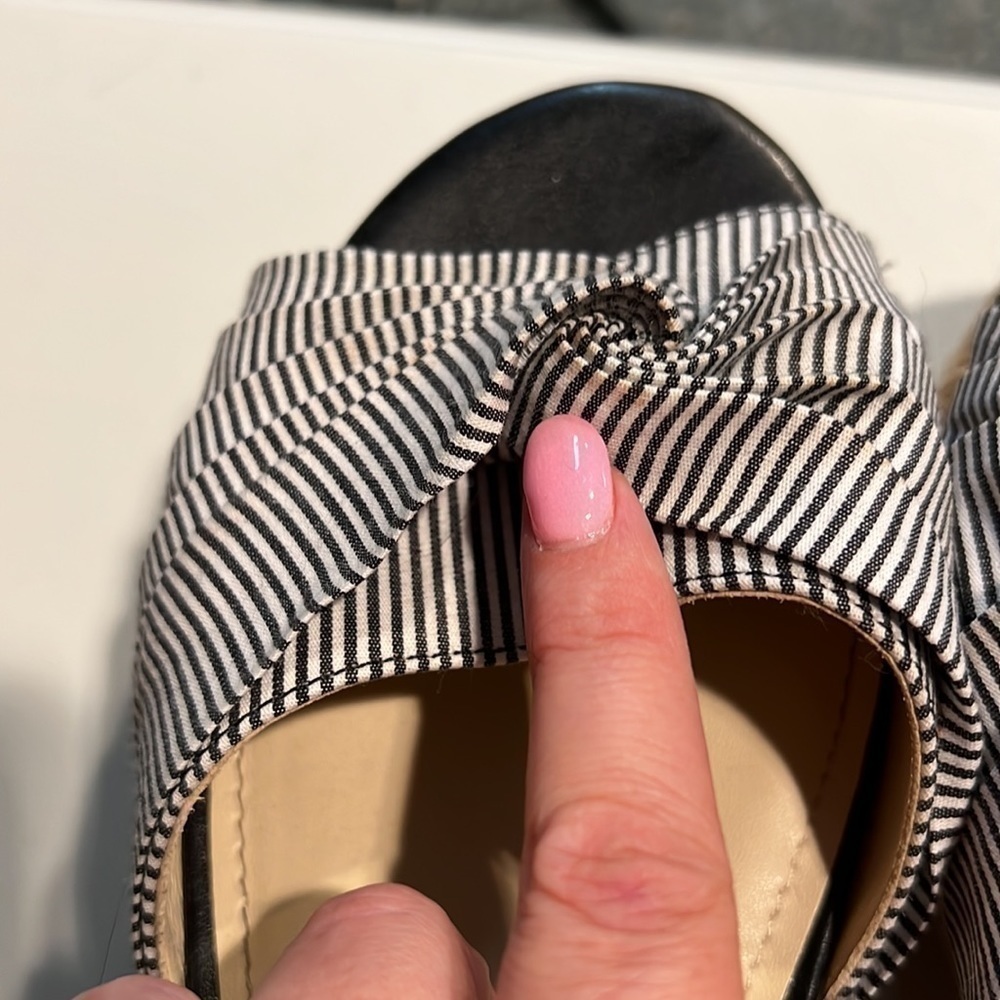 Mark Fisher Flinn Wedge Sandals, Size 7 - Picture 4 of 9
